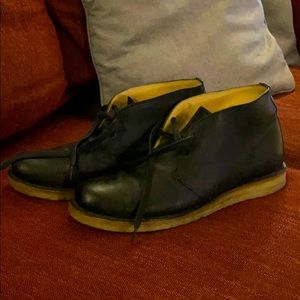 Frye Phillip Crepe Chukka